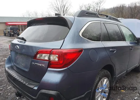 2018 Subaru Outback 2.5I Premium из США, поврежденный, VIN 4S4BSACC7J3262835